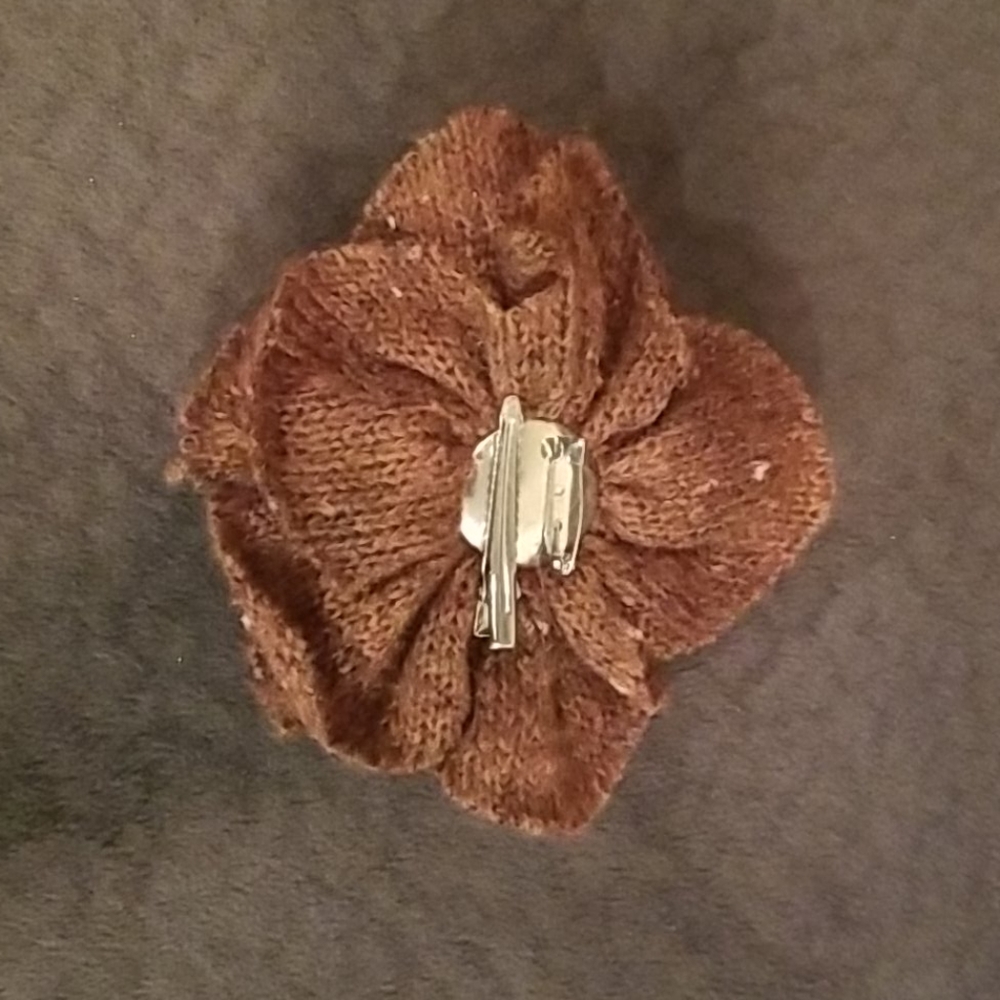 Barrette/pin - Picture 2 of 2